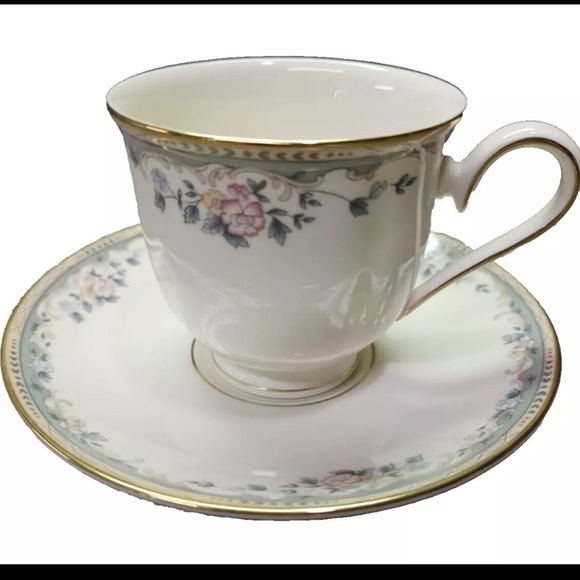Lenox Southern Vista Teacups & Saucers - Set of 2 - Picture 1 of 8